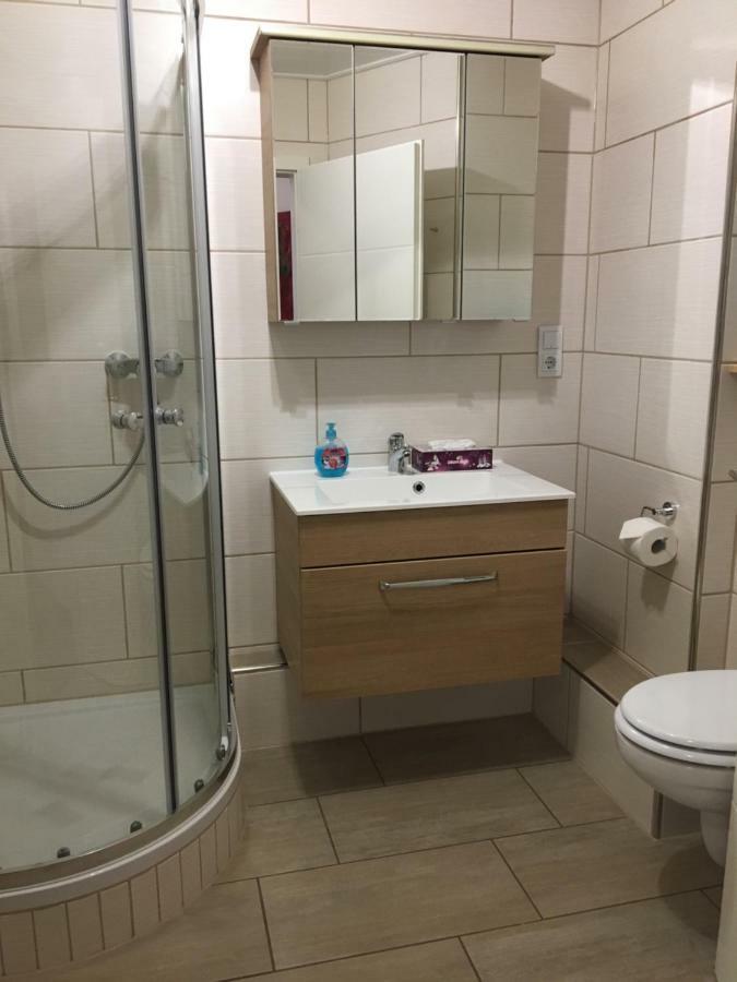 Ferienwohnung "Zur Ottoburg" In Schlitz Esterno foto